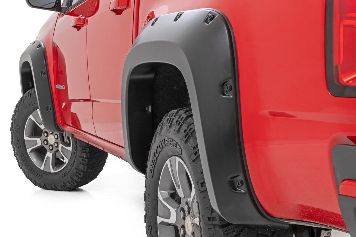 Chevrolet Colorado Fender Flares - Rough Country - Simulated Riveted Look - Unpainted - Flat Black - '15-'22